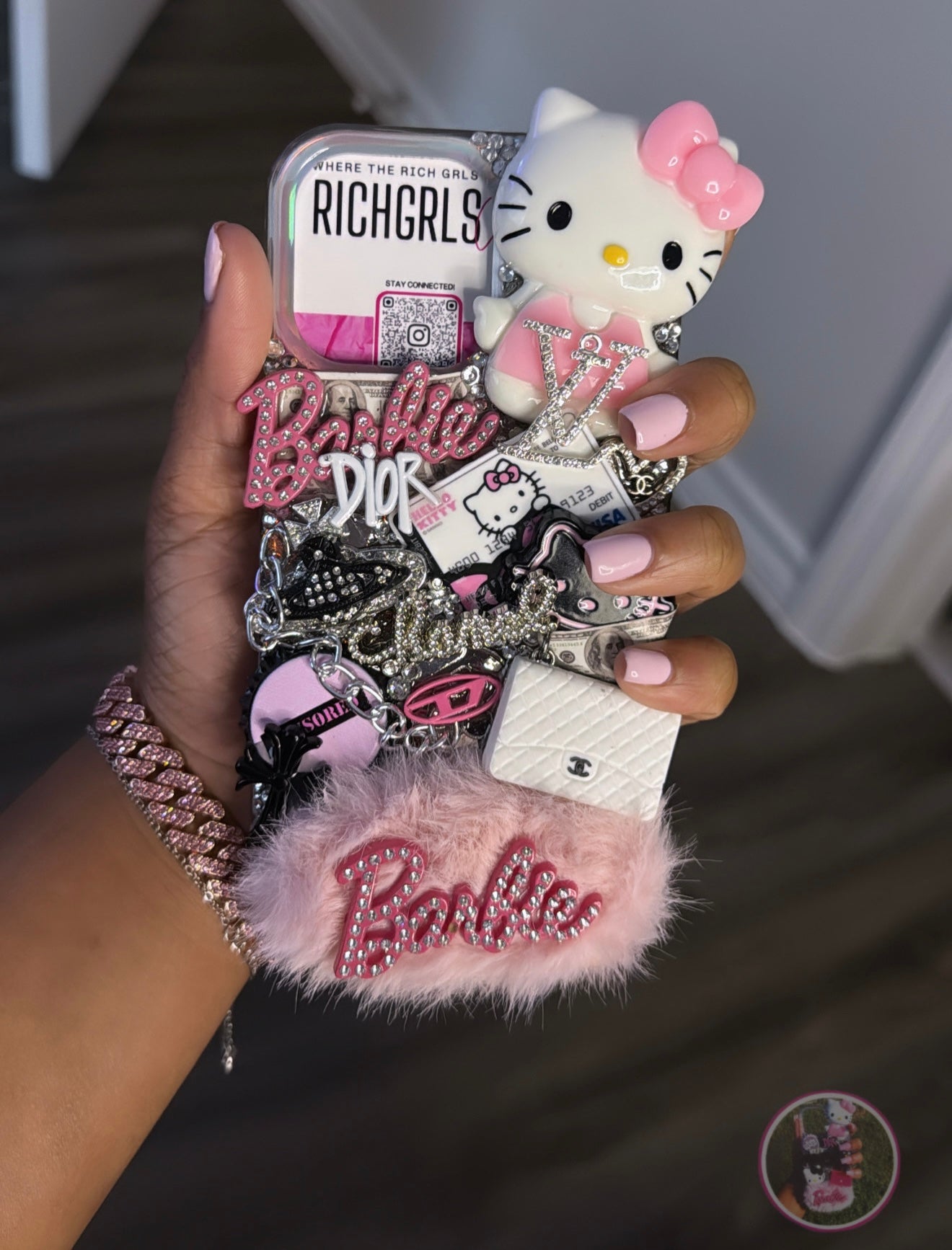 Hello Kitty 16 Pro Maxx JunkCase
